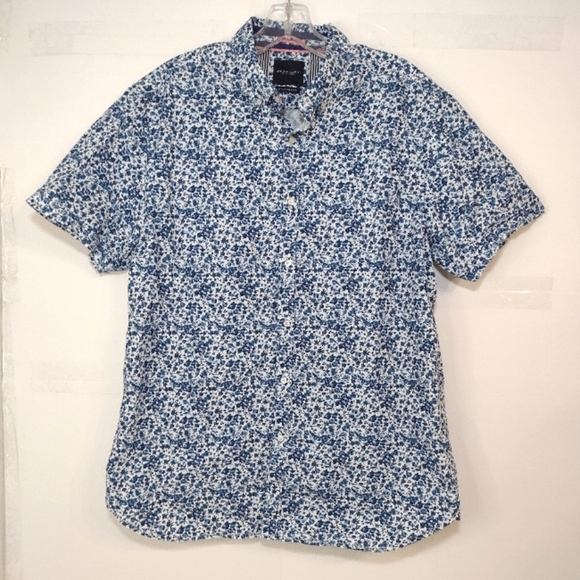 Denim & Flower Other - Denim And Flower Men's Blue and White Floral Shirt Size (L)